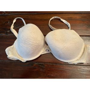 Victoria's Secret Bio Fit Demi Uplift 38C Ivory Lace Bra
